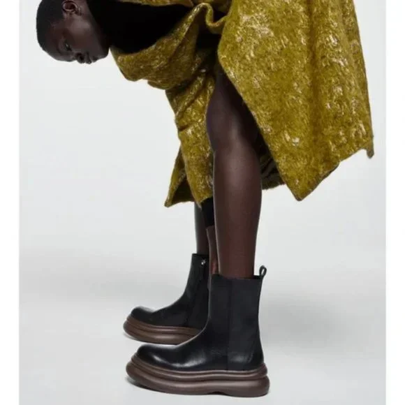 ZARA THICK SOLE REAL LEATHER ANKLE BOOTS - Picture 3 of 8